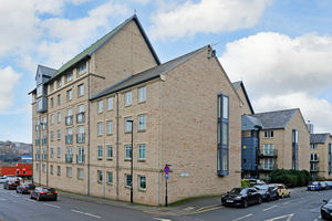 6 Cross Bedford Street